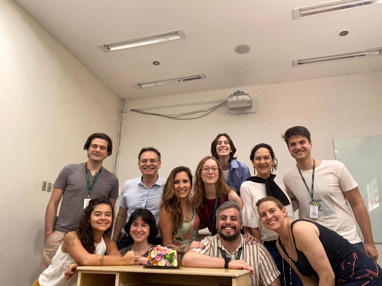 Encontro de supervisão semanal oferecida junto à equipe do Ambulatório de Psicoterapia de Grupo do CAISM Vila Mariana, vinculado à Universidade Federal de São Paulo saber-do-vivo